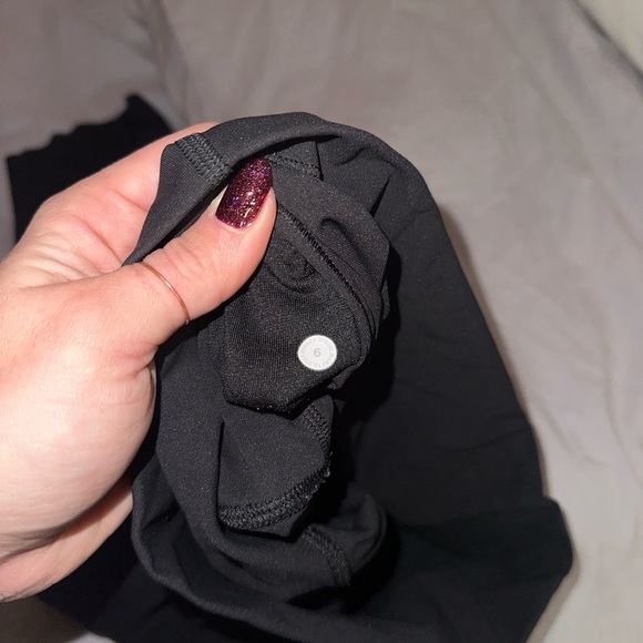 Lululemon Wunder Under High-Rise Crop 23" *Updated Scallop Full-On Luxtreme Blac - Picture 9 of 13